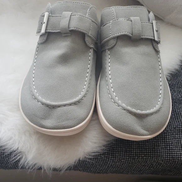 Stylish Green Gray Mules - Picture 2 of 9